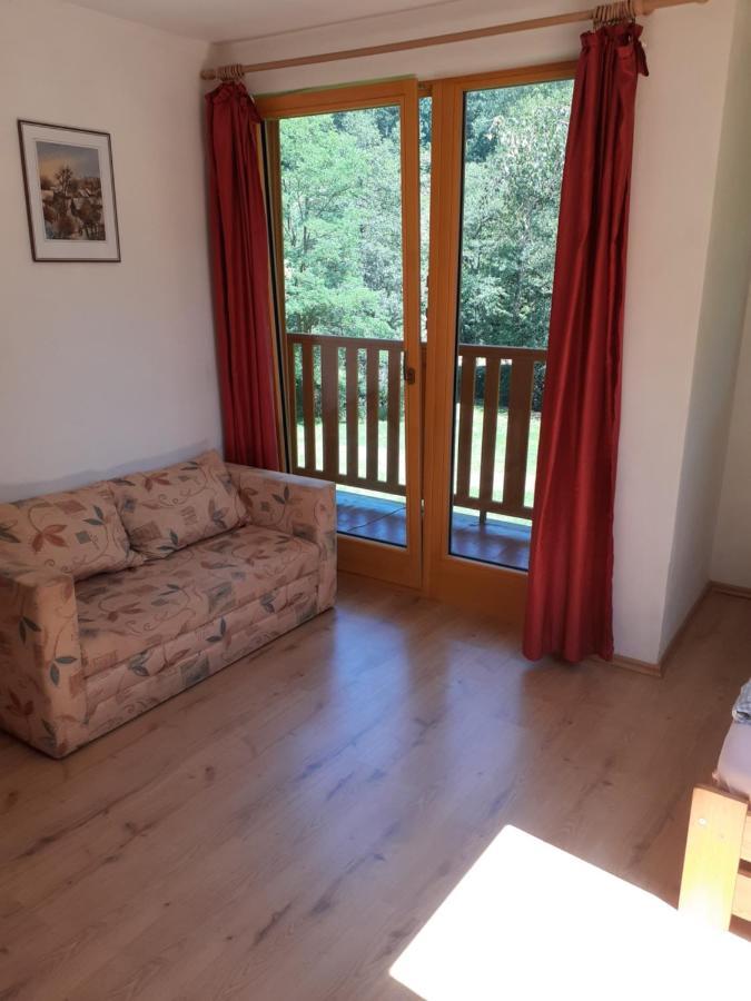 Kypruv Mlyn Villa Kninice ภายนอก รูปภาพ