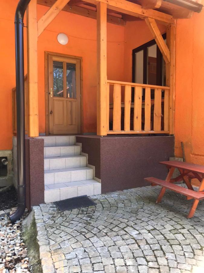 Kypruv Mlyn Villa Kninice ภายนอก รูปภาพ